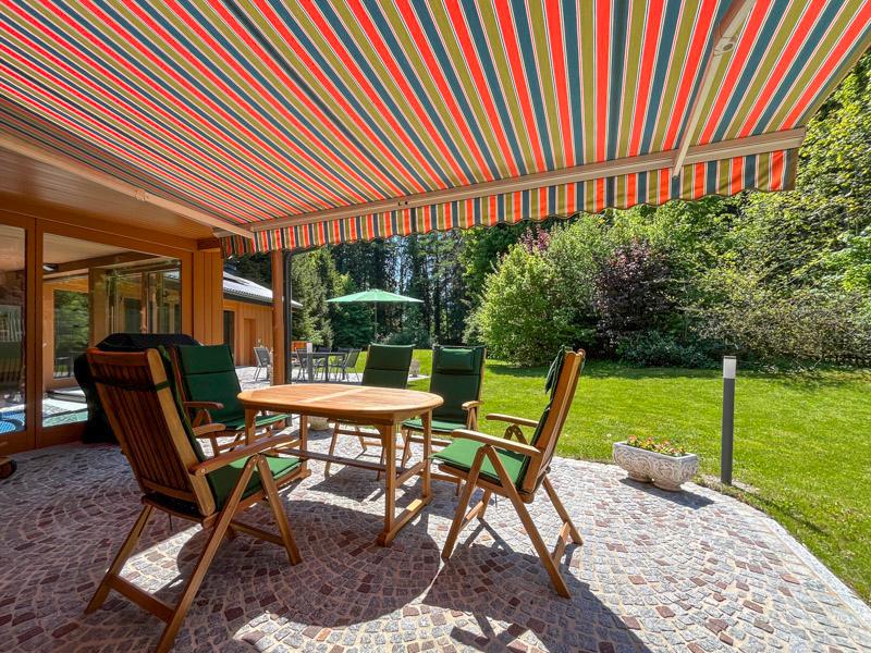 Land & Gut: Arrondiertes Gut in städtischer Alleinlage in Gmunden