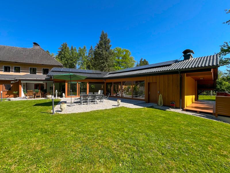 Land & Gut: Arrondiertes Gut in städtischer Alleinlage in Gmunden